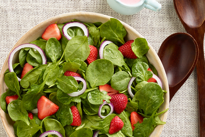 STRAWBERRY SPINACH SALAD WITH BUTTERMILK DRESSING